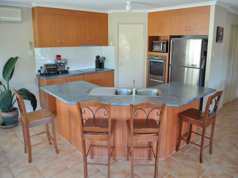 24 Bayview Drive, Yamba NSW 2464