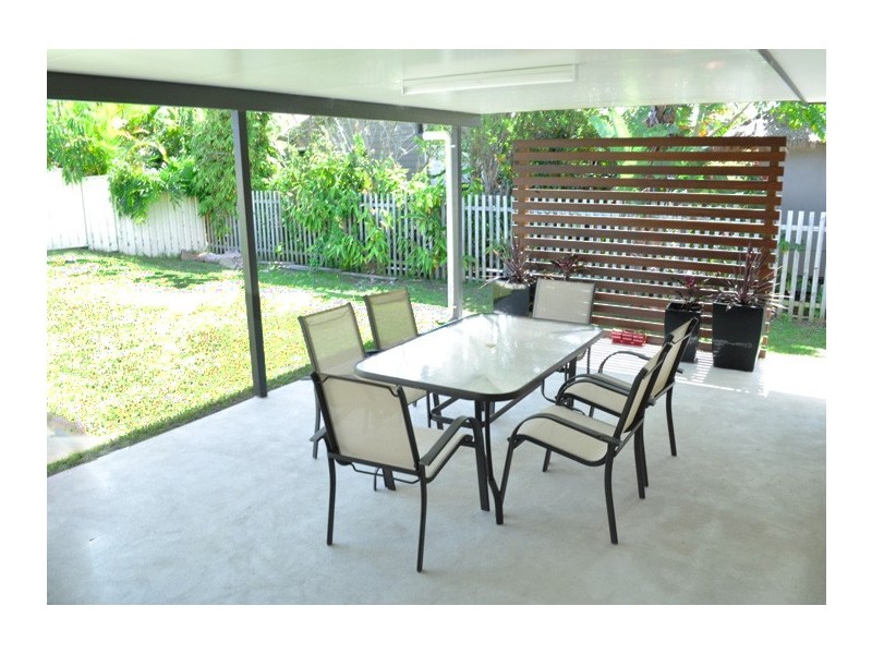 220 Yamba Road, Yamba NSW 2464