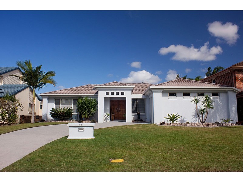 21 Binnacle Court, Yamba NSW 2464