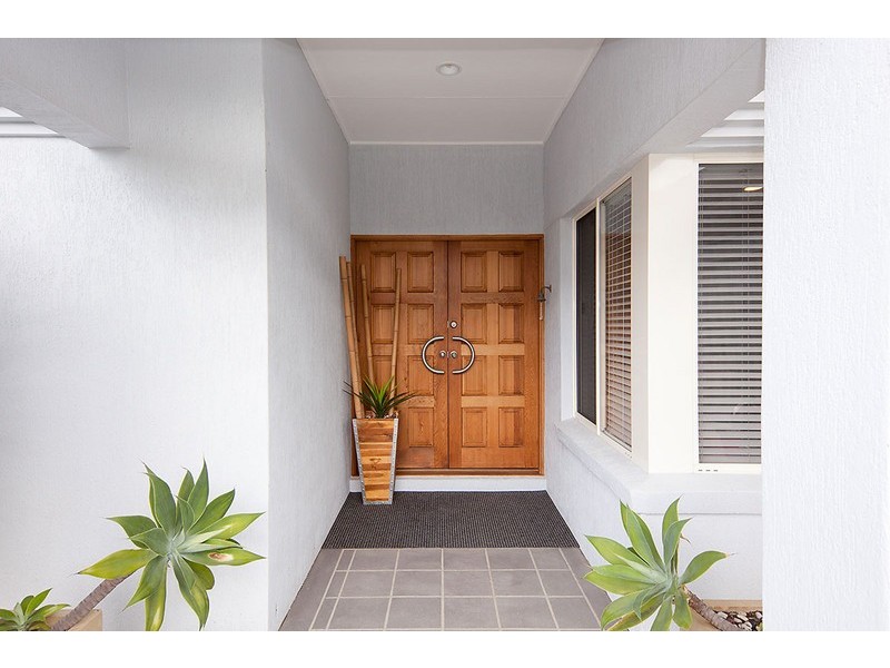 21 Binnacle Court, Yamba NSW 2464