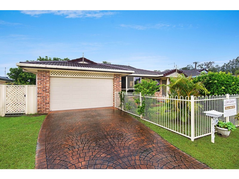 2A The Mainbrace, Yamba NSW 2464
