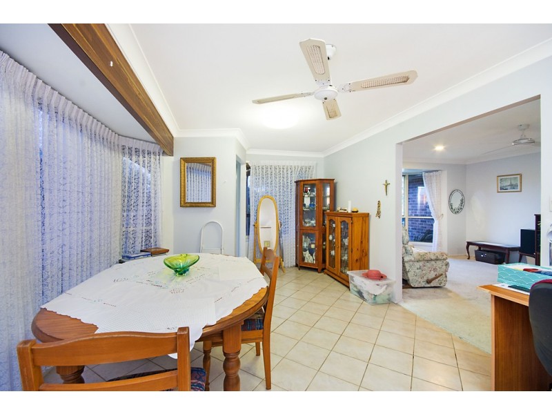 2A The Mainbrace, Yamba NSW 2464