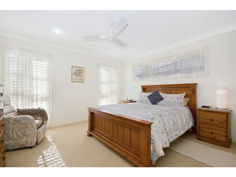 1 Kempnich Place, Yamba NSW 2464
