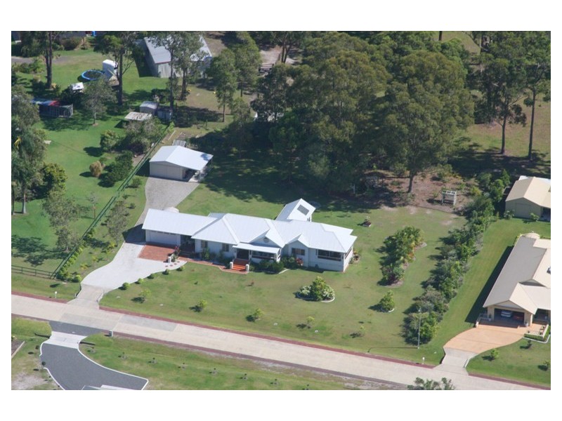 9 Whispering Pines Place, Gulmarrad NSW 2463
