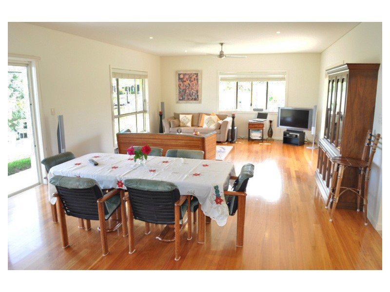 8 Newport Island Circuit, Yamba NSW 2464