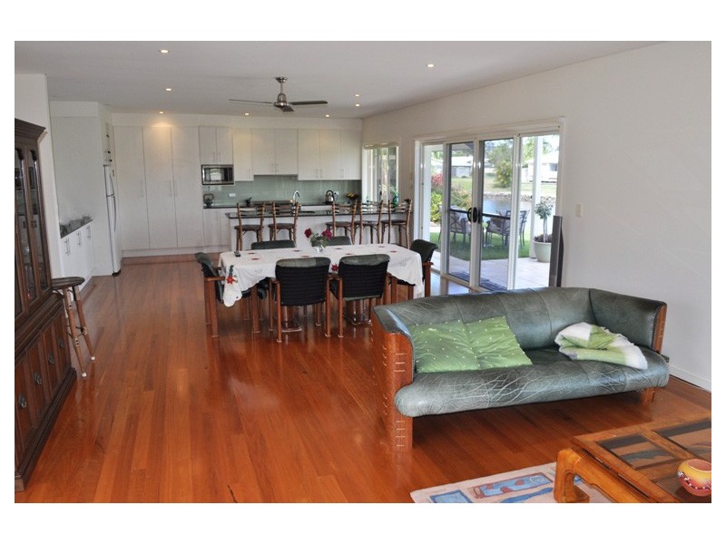 8 Newport Island Circuit, Yamba NSW 2464