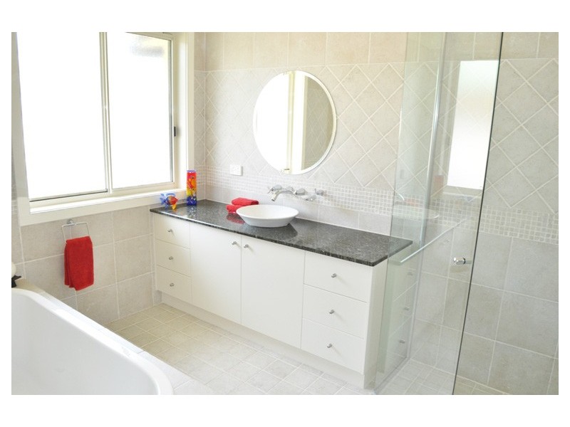 8 Newport Island Circuit, Yamba NSW 2464