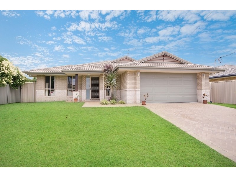 190 Yamba Road, Yamba NSW 2464