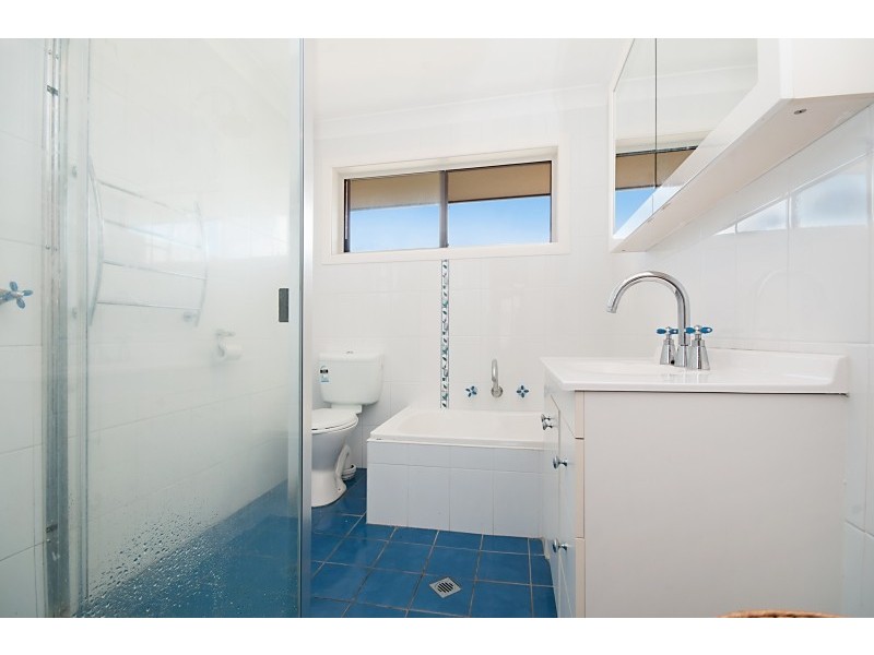 5/2 Waratah Avenue, Yamba NSW 2464