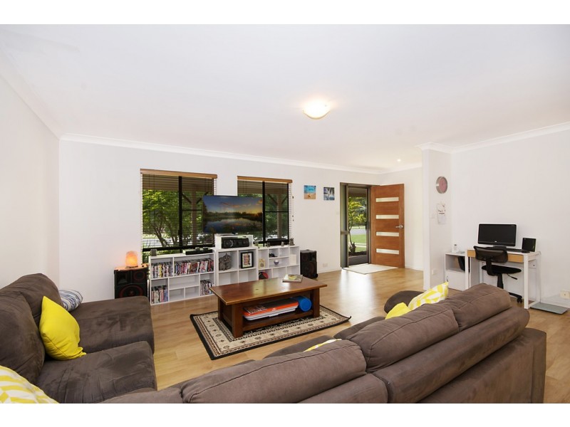 25 Shores Drive, Yamba NSW 2464