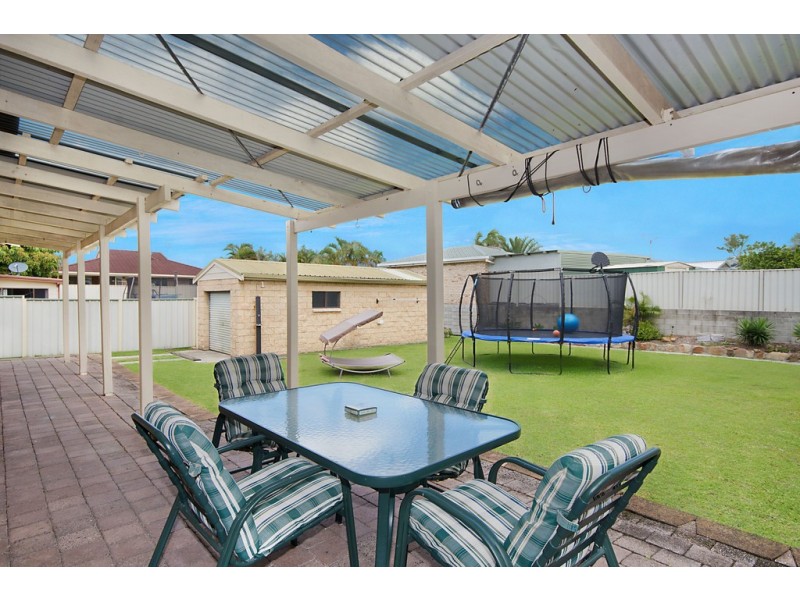 25 Shores Drive, Yamba NSW 2464