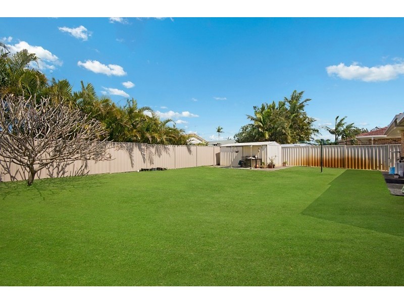 8 Kookaburra Court, Yamba NSW 2464