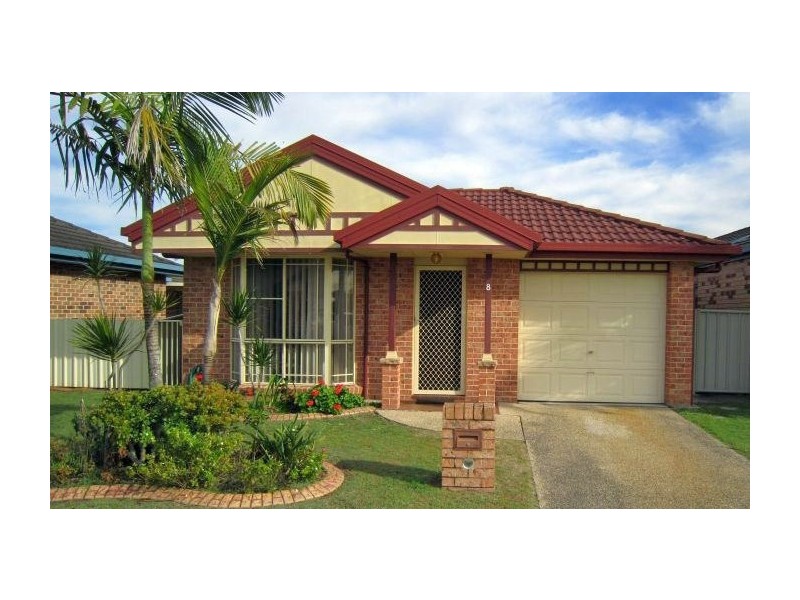 8 Lady Nelson Place, Yamba NSW 2464