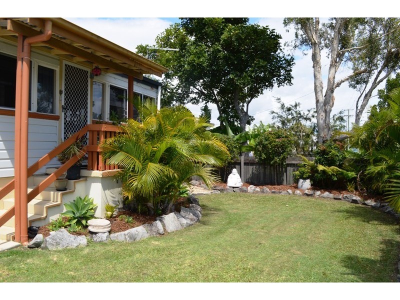 210 Yamba Road, Yamba NSW 2464