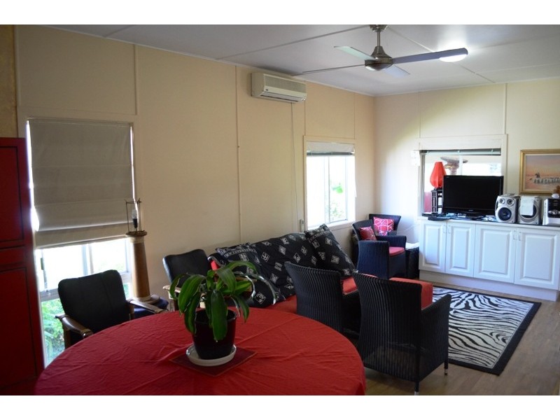 210 Yamba Road, Yamba NSW 2464