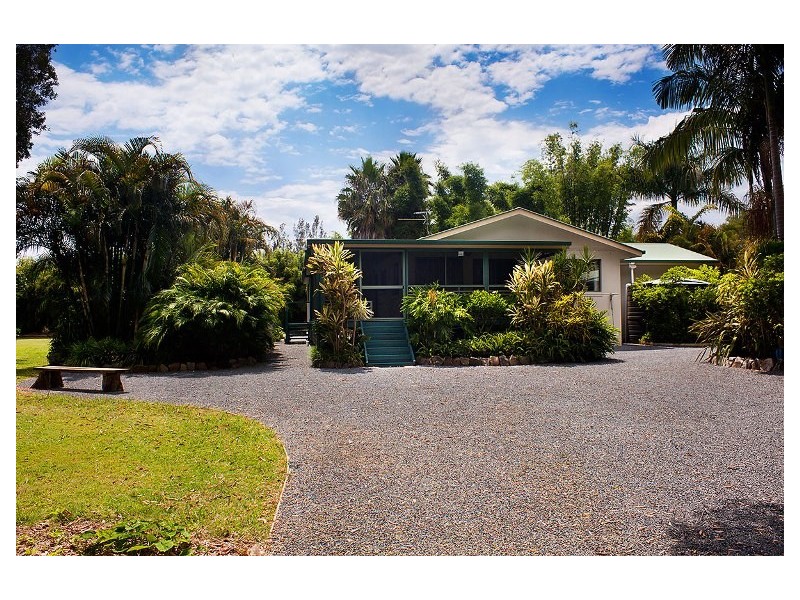 181 Carrs Drive, Yamba NSW 2464