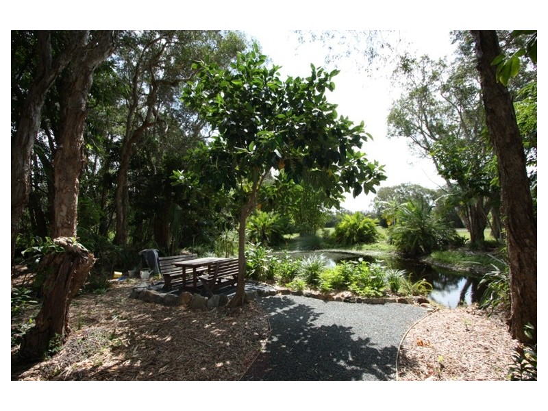 181 Carrs Drive, Yamba NSW 2464