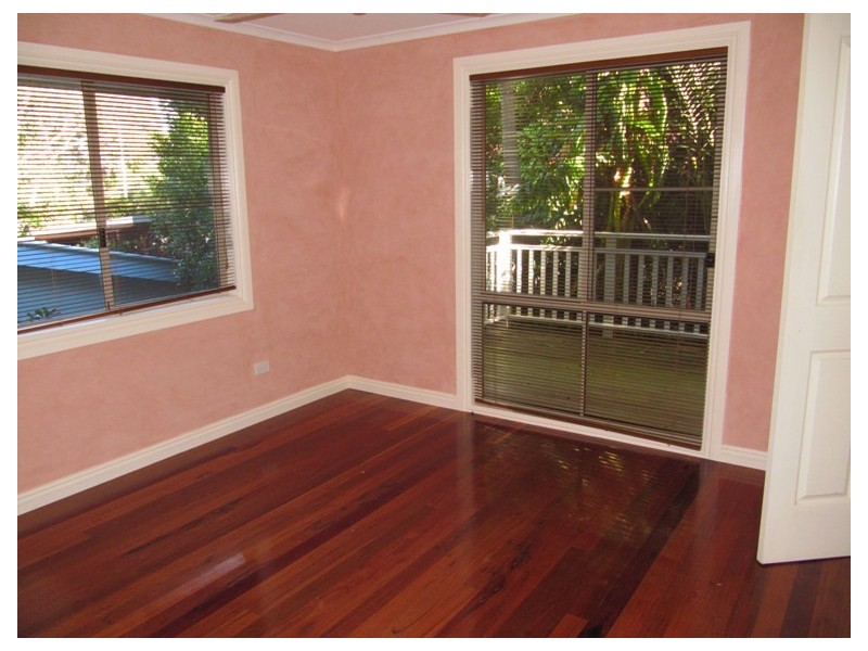 24 Young Street, Wooloweyah NSW 2464