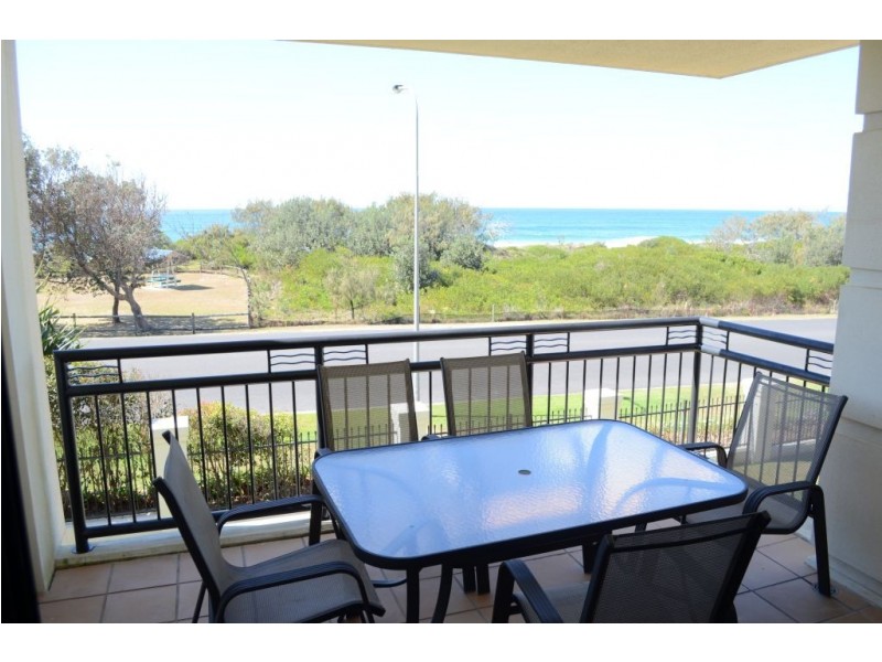 Unit 30 20-21 Pacific Parade, Yamba NSW 2464