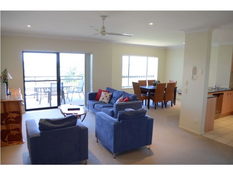Unit 30 20-21 Pacific Parade, Yamba NSW 2464