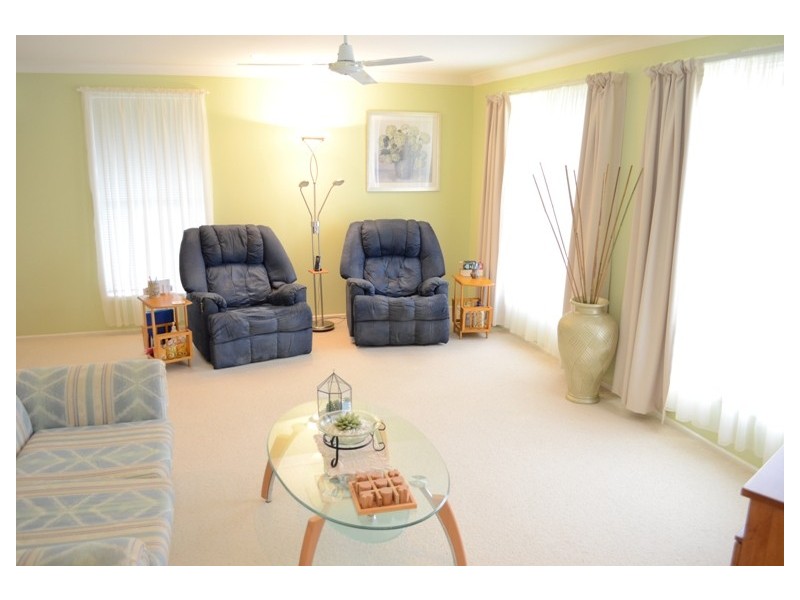 13 Heron Court, Yamba NSW 2464