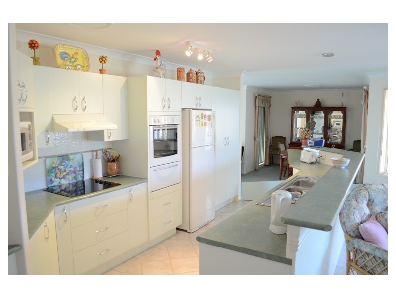 34 Melaleuca Drive, Yamba NSW 2464
