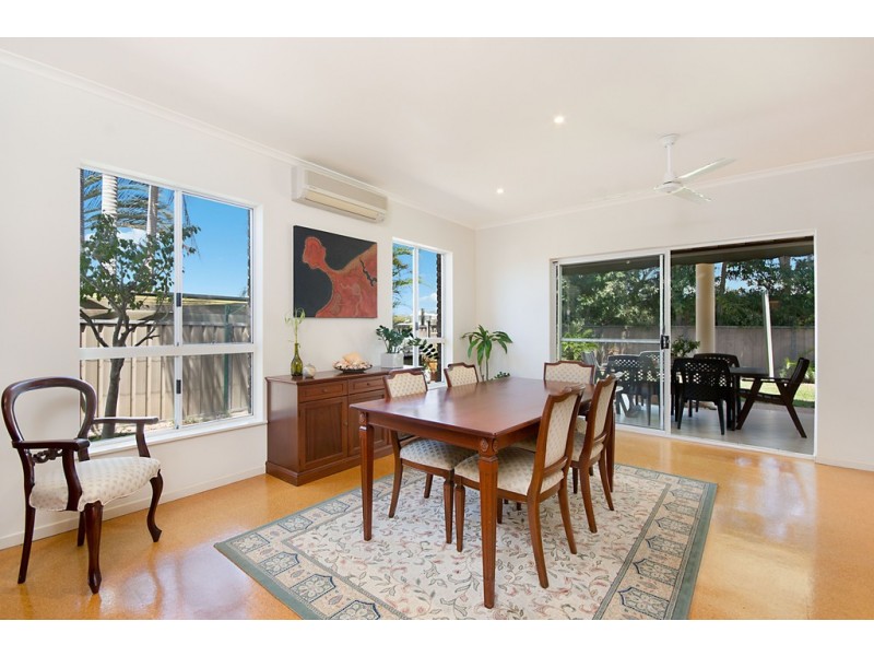 19 Mariners Way, Yamba NSW 2464