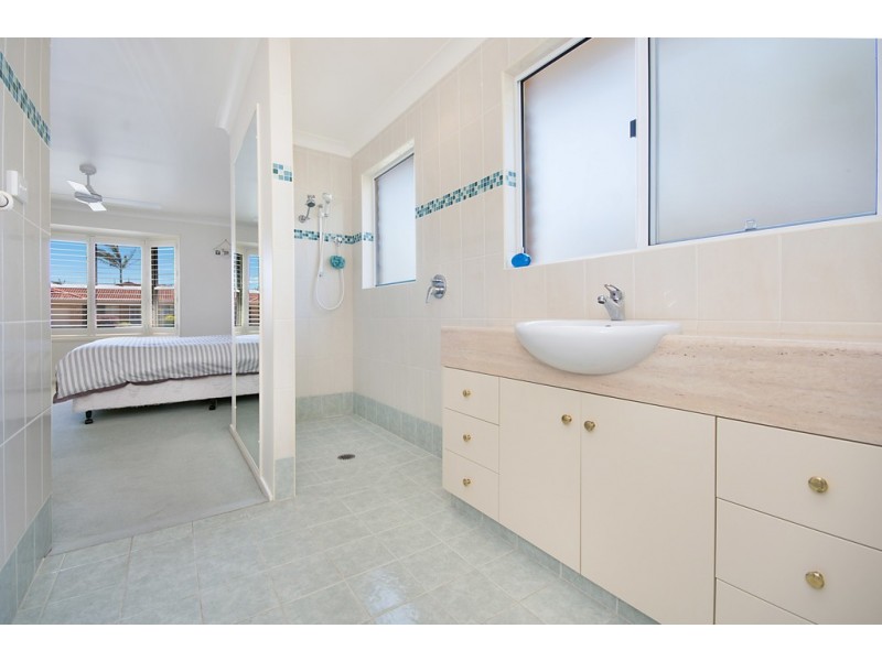 19 Mariners Way, Yamba NSW 2464