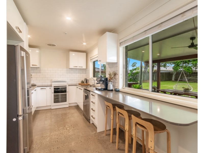 35 Shores Drive, Yamba NSW 2464