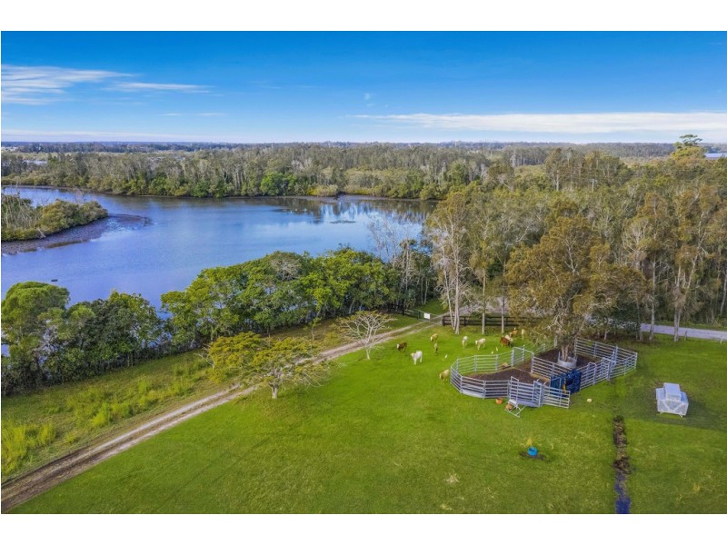 60 Micalo Road, Micalo Island NSW 2464