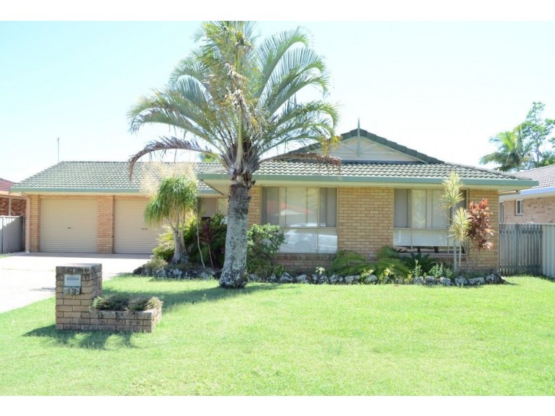 13 O’Gradys Lane, Yamba NSW 2464