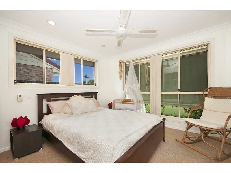 17 Admiralty Court, Yamba NSW 2464