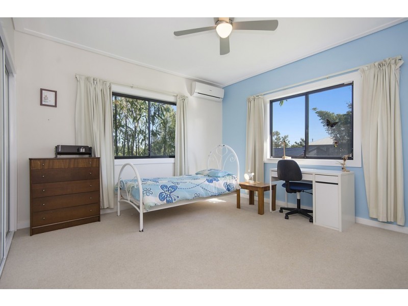 2 Wentworth Street, Palmers Island NSW 2463