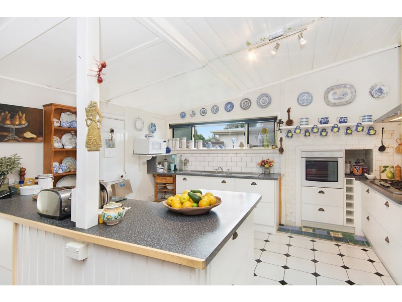 10 Gordon Street, Palmers Island NSW 2463