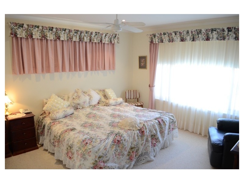 4 The Anchorage, Yamba NSW 2464