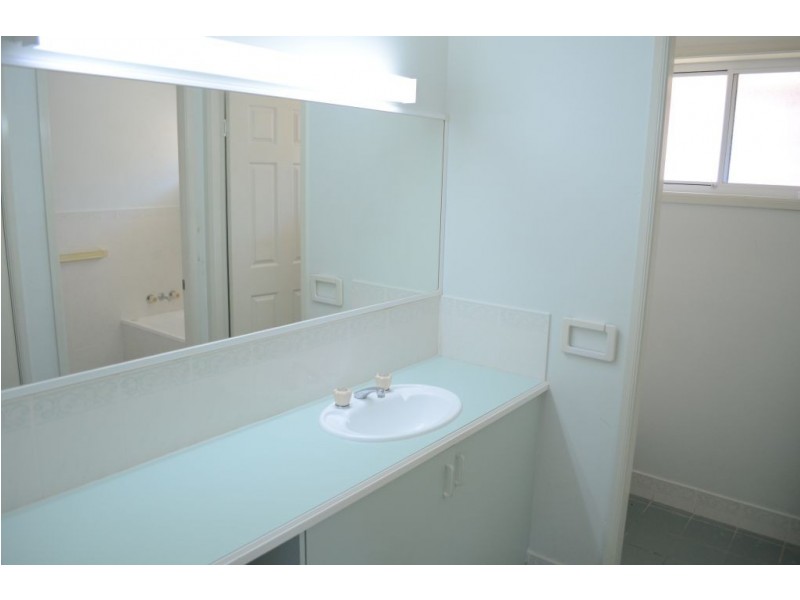 1/59 Osprey Drive, Yamba NSW 2464