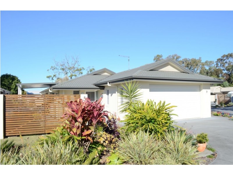 9/4 Somerset Place, Yamba NSW 2464