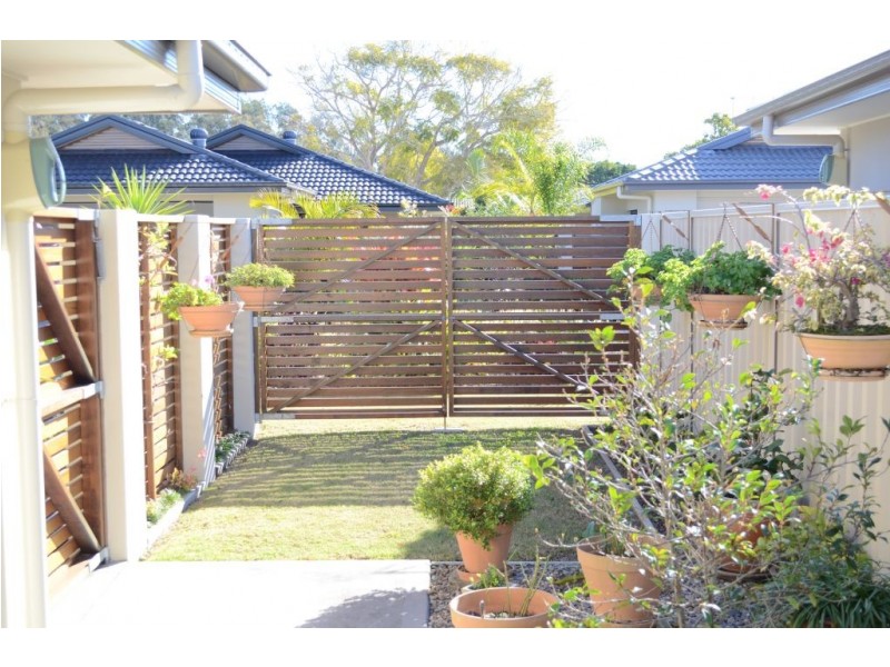 9/4 Somerset Place, Yamba NSW 2464