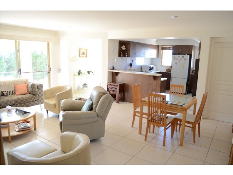 266 Yamba Road, Yamba NSW 2464