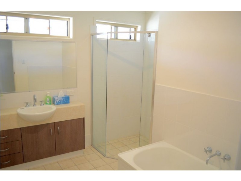 266 Yamba Road, Yamba NSW 2464