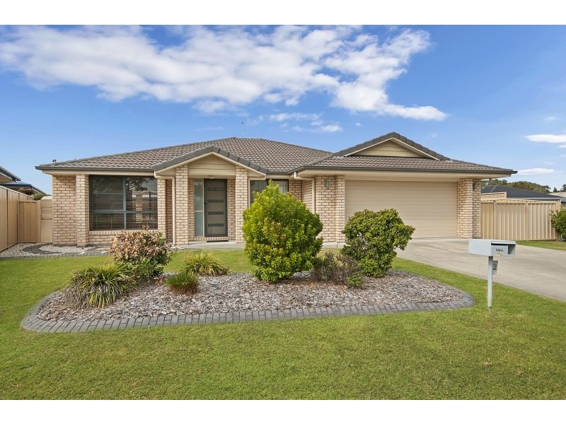 2 Investigators Place, Yamba NSW 2464