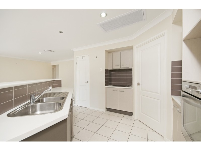 2 Investigators Place, Yamba NSW 2464