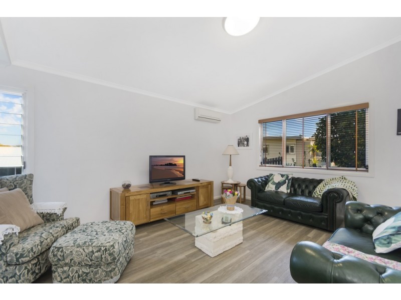 13 Beach Street, Yamba NSW 2464