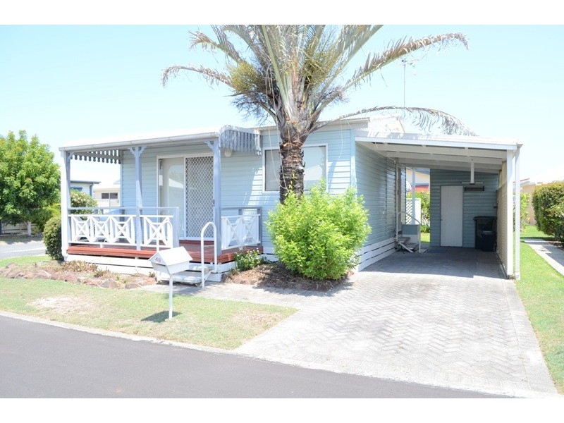 49 Poinciana Palm Lake, Yamba NSW 2464