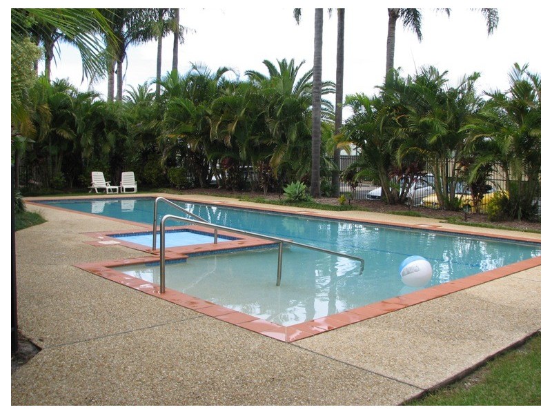 49 Poinciana Palm Lake, Yamba NSW 2464