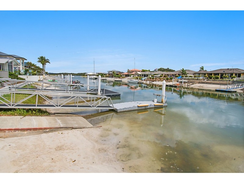 2 Barellan Avenue, Yamba NSW 2464