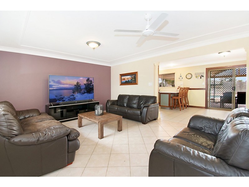 2 Barellan Avenue, Yamba NSW 2464
