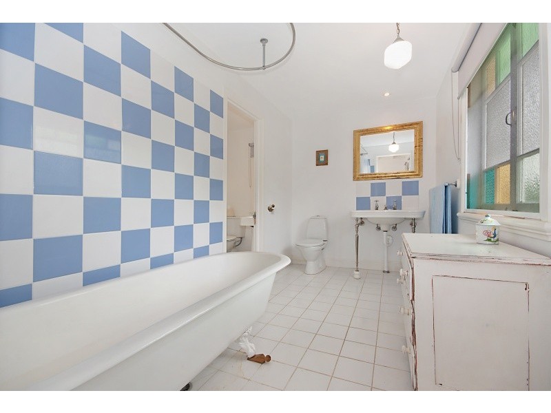 12 Campbell Street, Wooloweyah NSW 2464