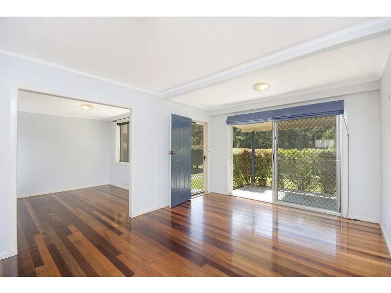27 Shores Drive, Yamba NSW 2464