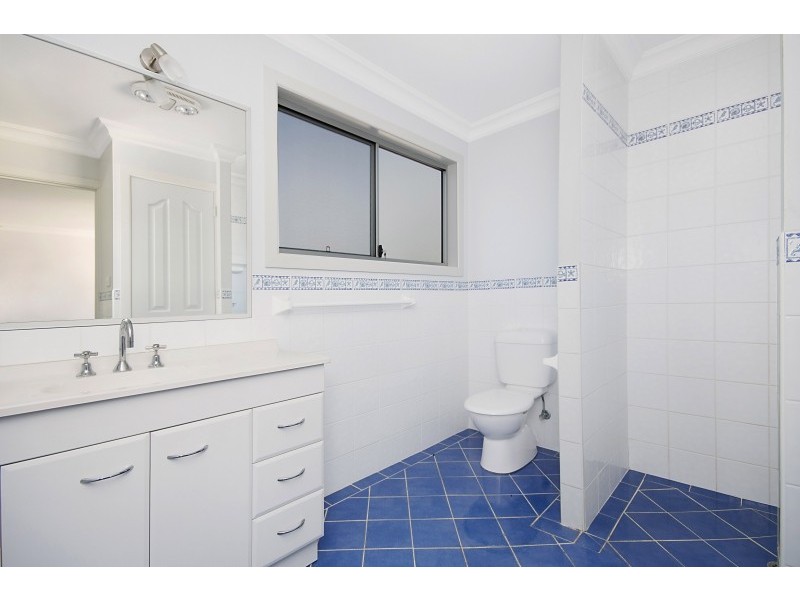 27 Shores Drive, Yamba NSW 2464